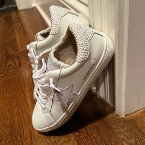 Vintage Havana-ISA- ladies size 6.5.